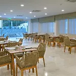 Zephyros Hotel 3*