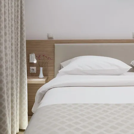 Hotel Zephyros 3*