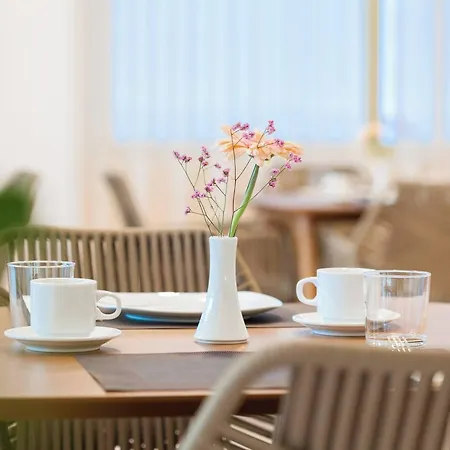 Hotel Zephyros 3*