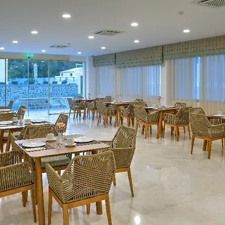 Zephyros Hotell 3*